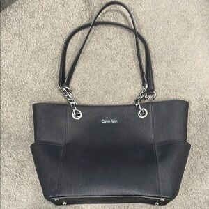 Calvin Klein Black Women's Shoulder Bag